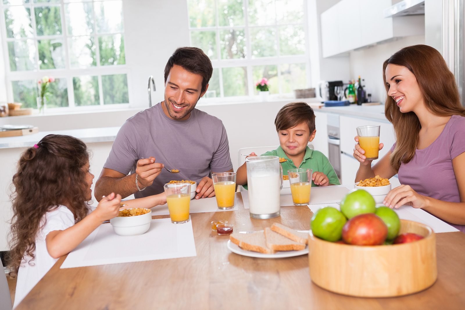 Como entender os sinais de fome e saciedade: aprendendo alimentação intuitiva e mindful eating